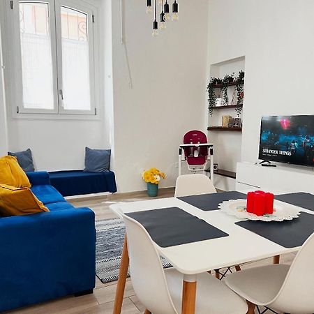La Casa Di Ale Nel Centro Storico Di Cagliari Apartment Bagian luar foto