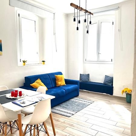 La Casa Di Ale Nel Centro Storico Di Cagliari Apartment Bagian luar foto
