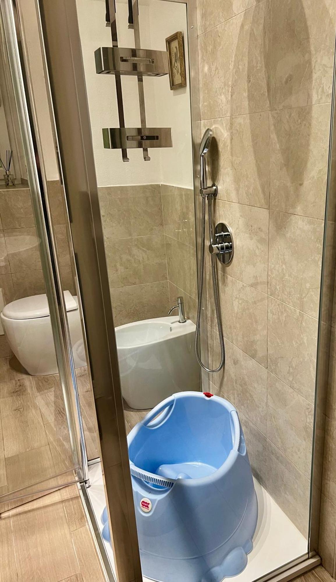 La Casa Di Ale Nel Centro Storico Di Cagliari Apartment Bagian luar foto