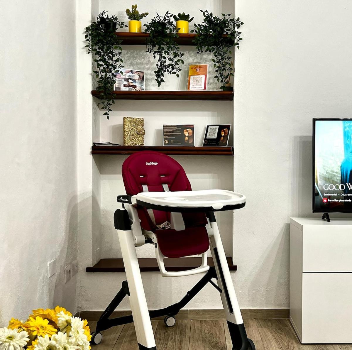 La Casa Di Ale Nel Centro Storico Di Cagliari Apartment Bagian luar foto